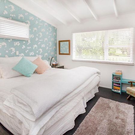 Annies B And B Bed & Breakfast Warkworth Exterior photo