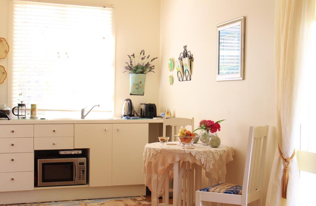 Annies B And B Bed & Breakfast Warkworth Room photo